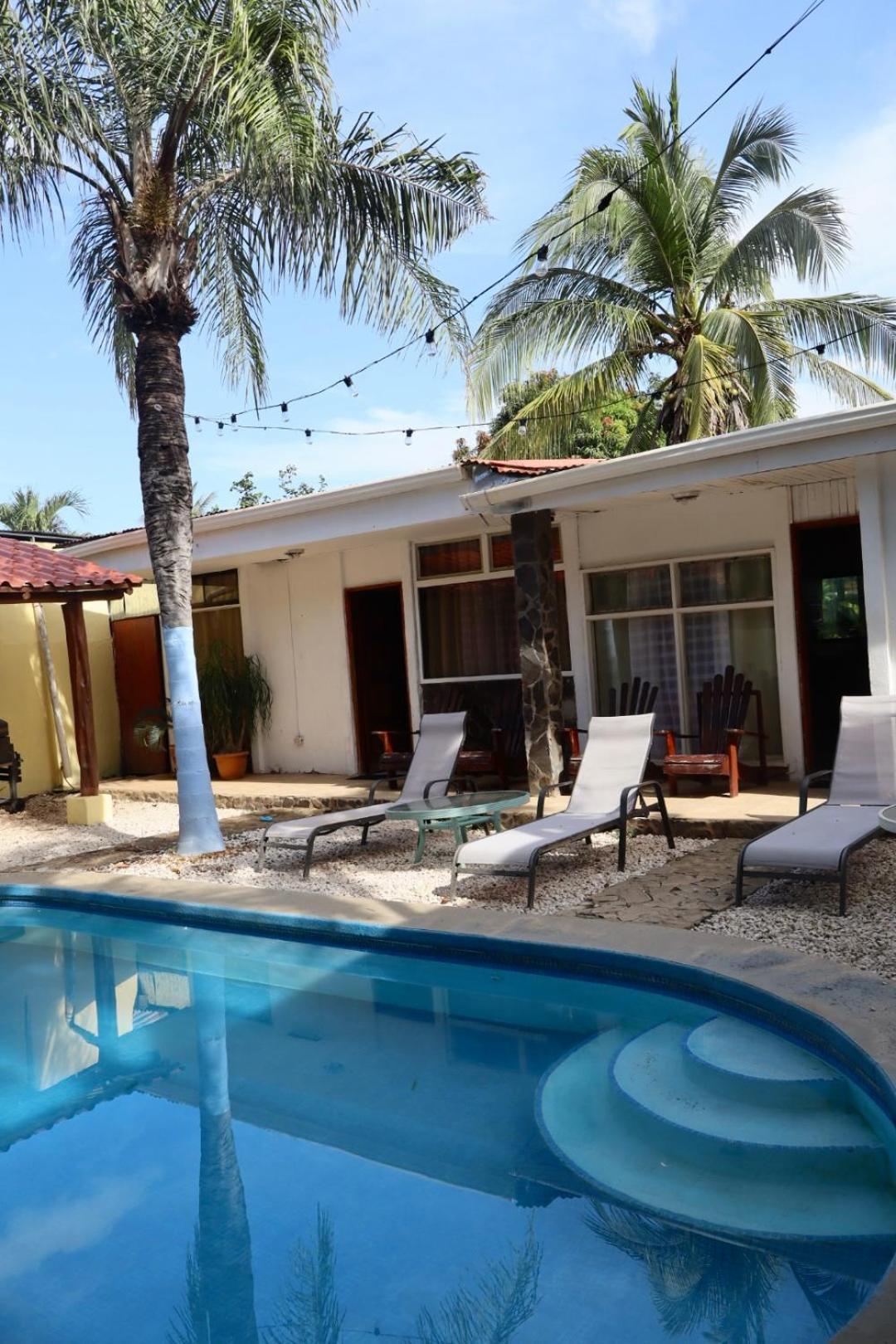 Coconut Beach House Плайя-Кончаль Экстерьер фото